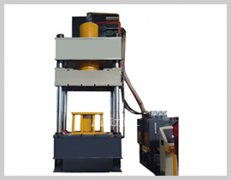 500噸三梁四柱常規(guī)液壓機